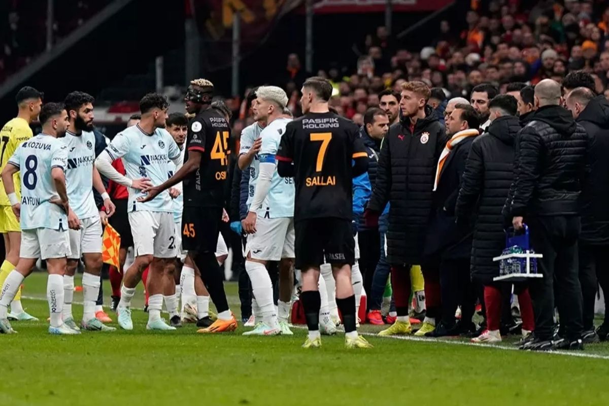 Galatasaray-Adana Demirspor maçının VAR kayıtları yayınlandı
