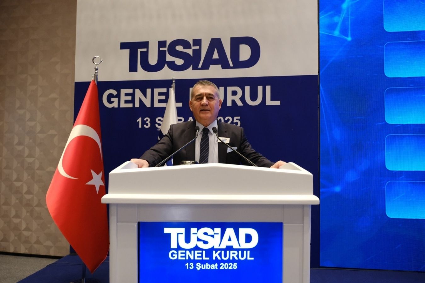 TÜSİAD Başkanı Orhan Turan, Genel Kurul’da yaptığı konuşmada iş dünyasındaki moral bozukluğunun altını çizdi
