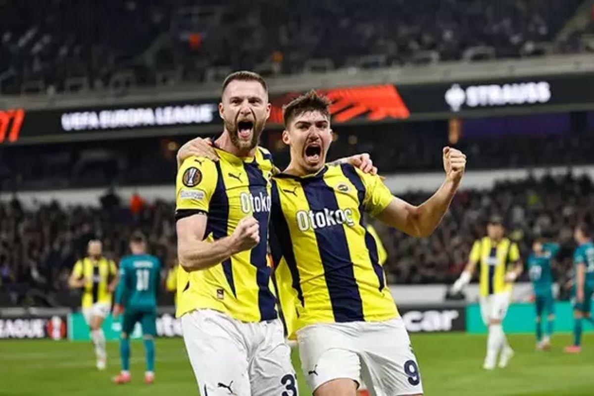 Mourinho'nun forma verdiği genç yıldız Yusuf Akçiçek için Premier Lig ekibi Tottenham'ın scout ekibi izlemeye geliyor