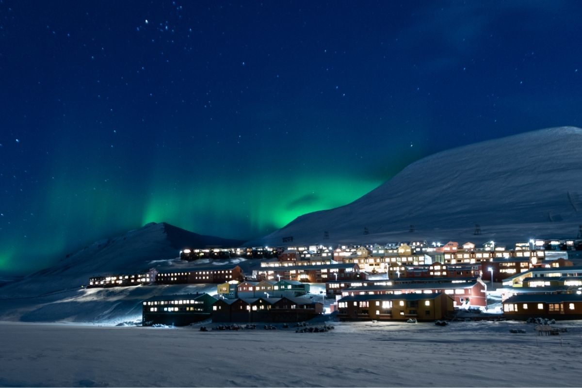 Türk vatandaşlarına Norveç'e bağlı Svalbard Adaları'nda ticaret ve oturma hakkı