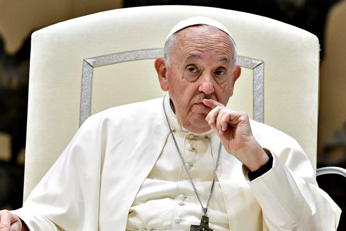 14 Şubat’tan bu yana tedavi gören Papa Francis’in hastaneden ilk fotoğrafı yayınlandı