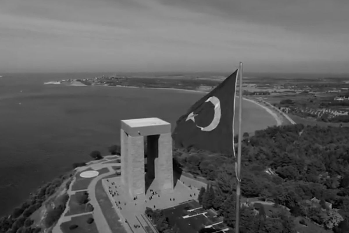 Kültür ve Turizm Bakanı Ersoy'dan 18 Mart Şehitleri Anma Günü ve Çanakkale Deniz Zaferi mesajı