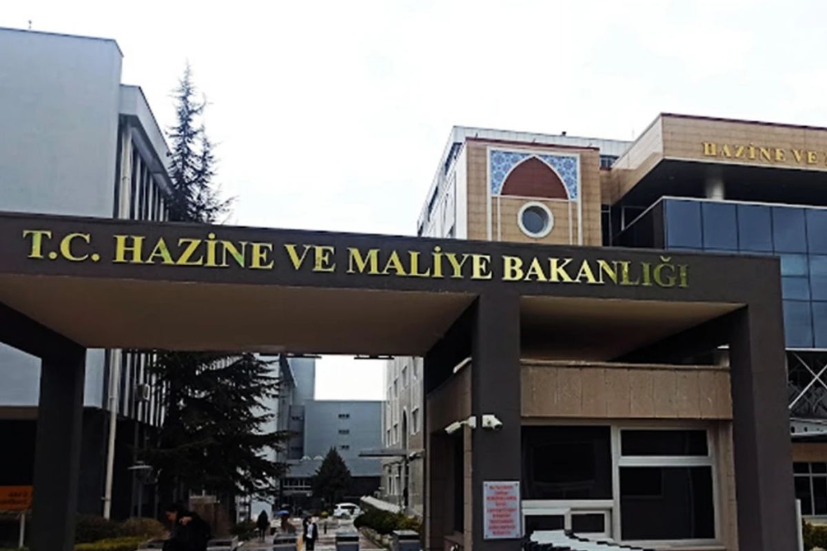 Hazine ve Maliye Bakanlığı, Mehmet Şimşek'in uluslararası yatırımcılarla gerçekleştirdiği toplantıya 4 bin 500 yatırımcının katıldığını açıkladı