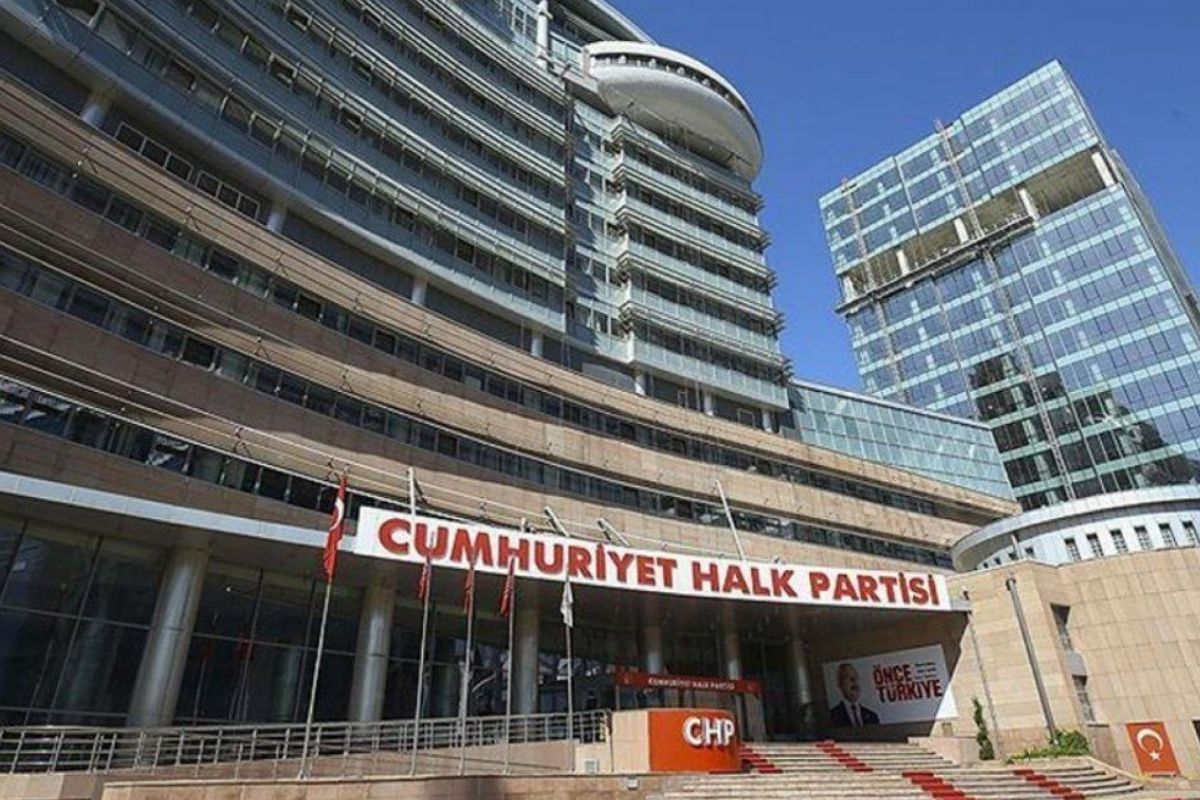 Mahkeme, CHP'nin olağanüstü kurultay kararının iptali talebini reddetti