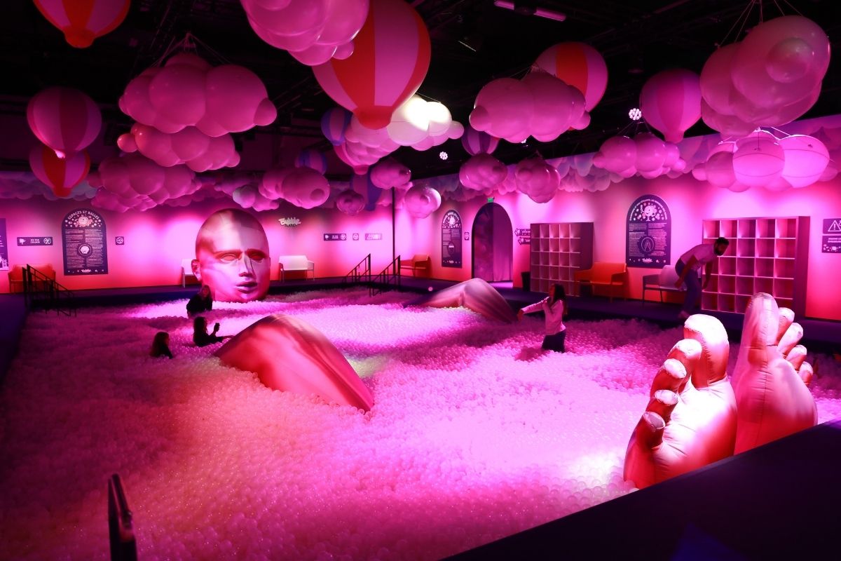 Bubble Planet Paris'te büyülü ve sürükleyici deneyim