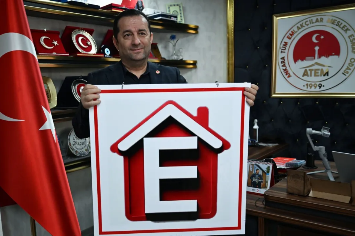 Tüm Emlak Danışmanları Birliği (TEDB) Başkanı Hakan Akçam açıkladı: Yetkili emlakçı ofislerinde 'E' tabela dönemi bayramdan sonra başlıyor