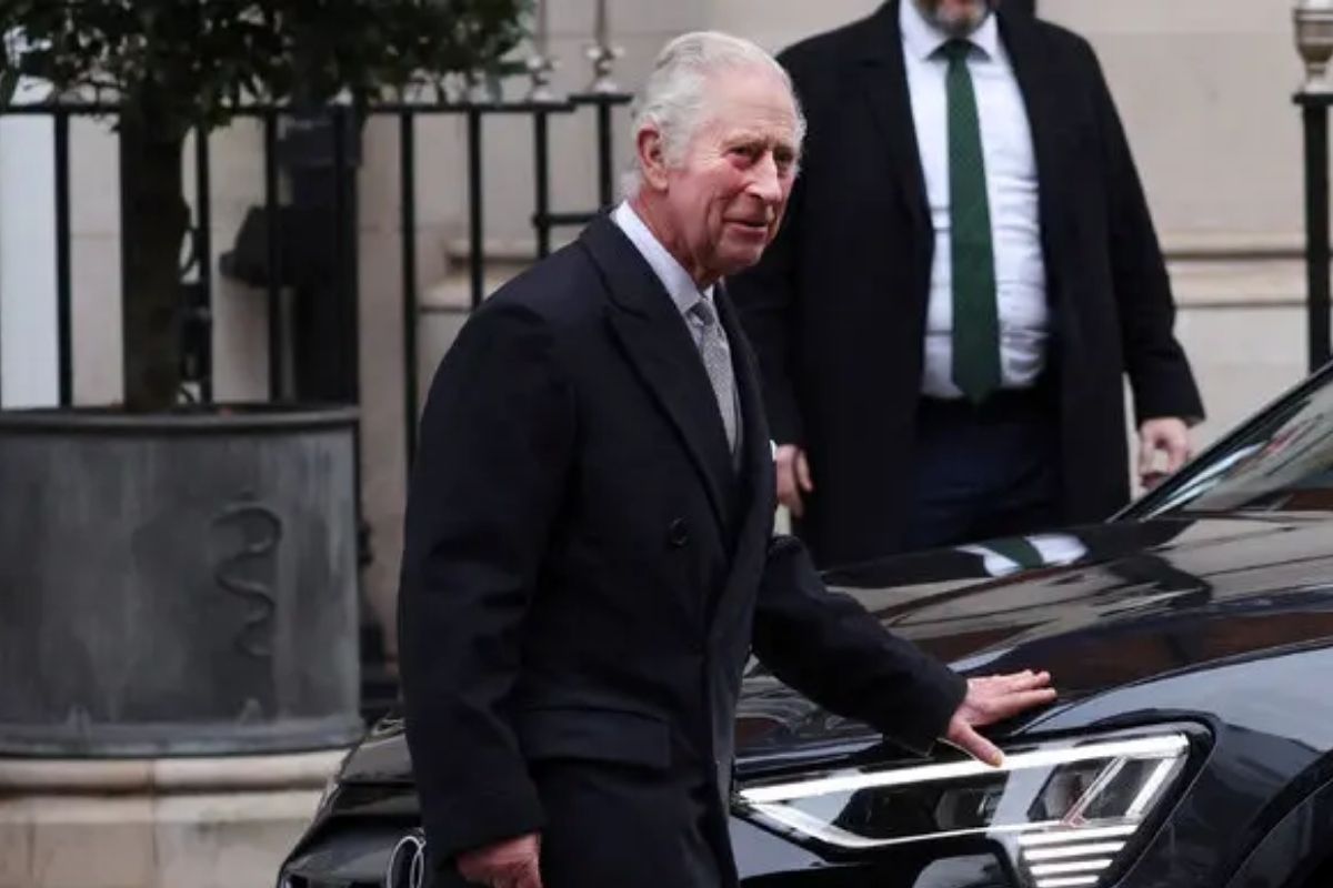 Buckingham Sarayı açıkladı: Kral 3'üncü Charles kısa süreliğine hastaneye kaldırıldı, bugünkü programı iptal edildi