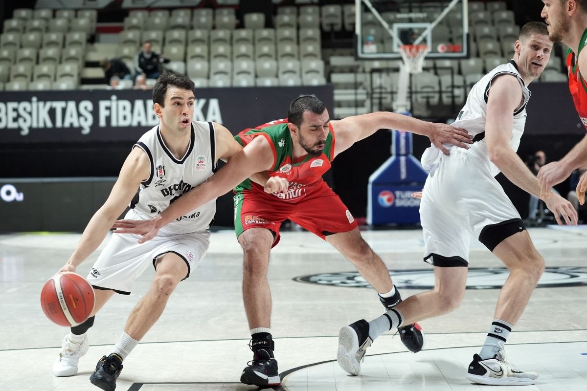 Türkiye Basketbol Federasyonu, üç Süper Lig takımına para cezası verdi