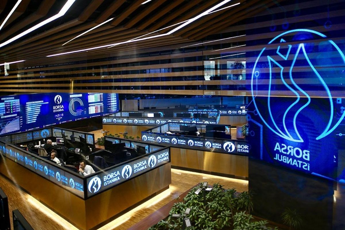 Günün ilk yarısı pozitif olan Borsa İstanbul, günü değer kaybederek tamamladı