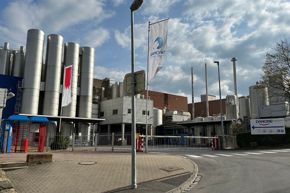 Fransız gıda üreticisi Danone, Almanya'daki en büyük fabrikasını kapatmaya hazırlanıyor: 230 çalışan etkilenecek
