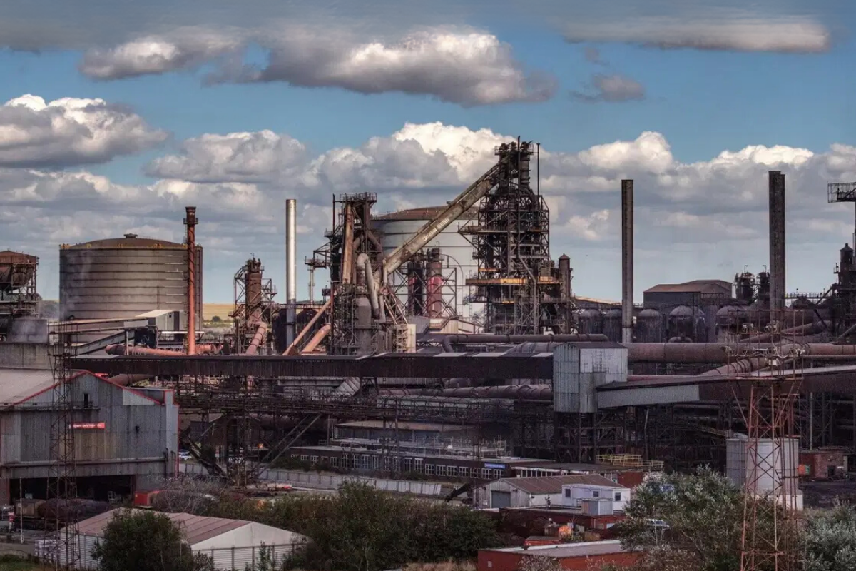 İngiltere, 2020 yılında Oyak ve Cengiz Holding’in de talip olmasına rağmen Çinliler’e satılan British Steel’in nasıl battığını tartışıyor