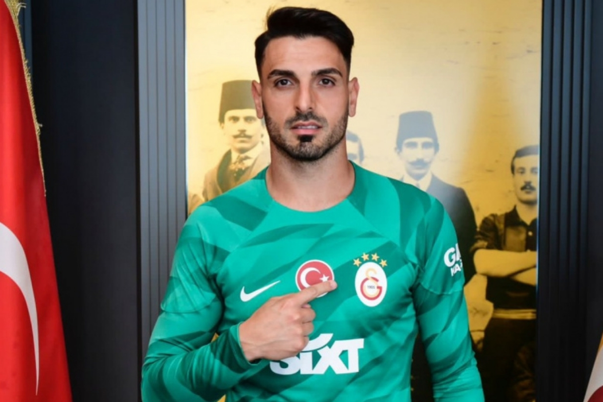 Galatasaray, Muslera'nın ayrılığı sonrası Günay Güvenç’e kaptanlık vermeyi planlıyor ve sözleşmesini uzatıyor