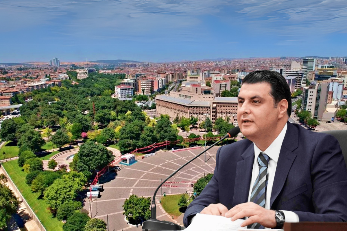 Gaziantep'in CHP'li Şehitkamil Belediye Başkanı Umut Yılmaz ve 7 meclis üyesi 'Kirli düzene karşıyız' diyerek partilerinden istifa etti
