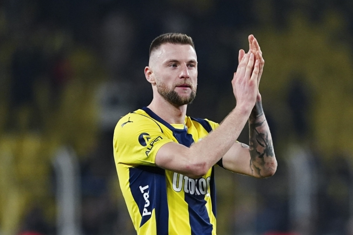 PSG'ye geri dönmeye hazırlanan Skriniar, Fenerbahçe'deki performansıyla taraftarın kalbini kazandı