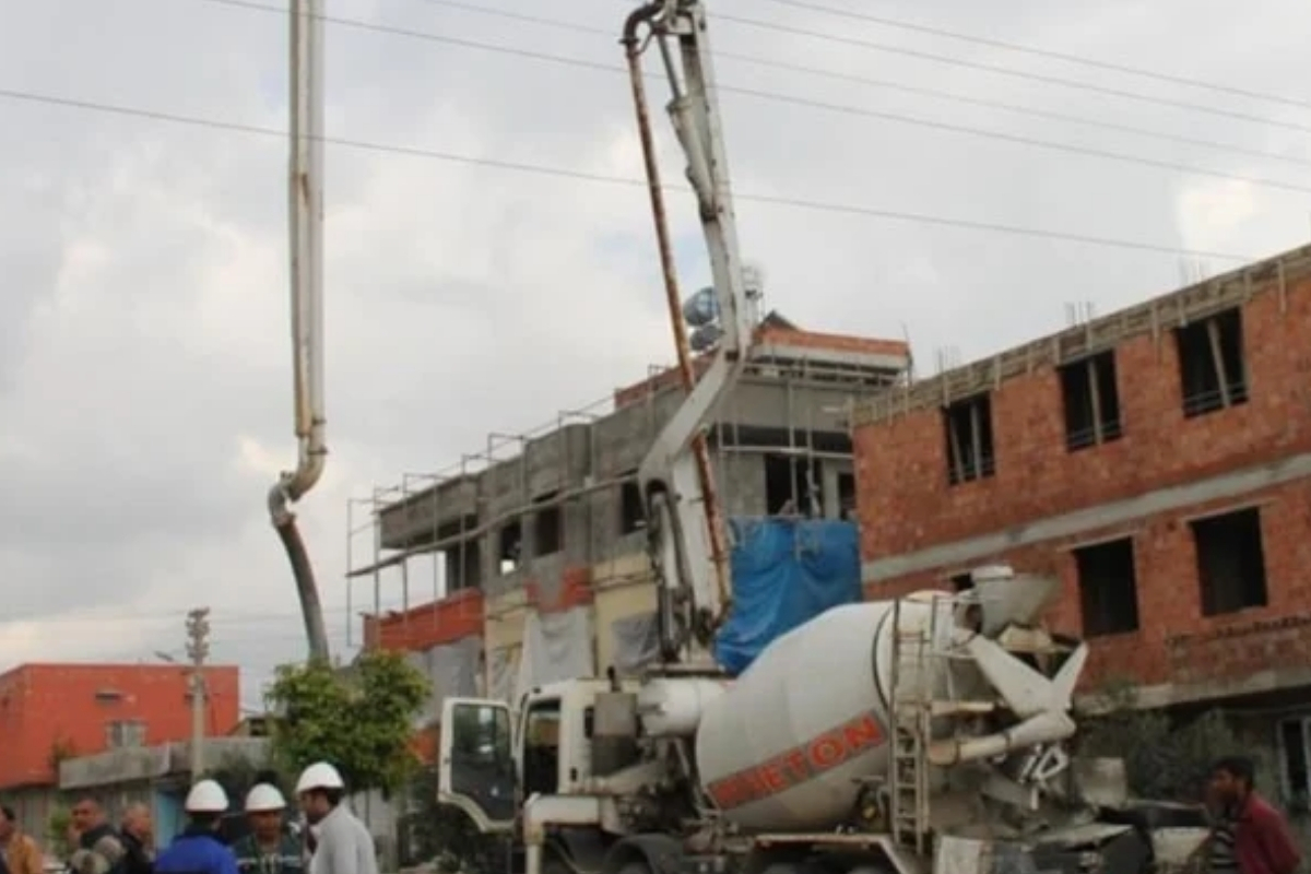 İstanbul’da deprem riski artarken, Sultangazi’deki 13 katlı binada sahte beton kullanıldığı tespit edildi