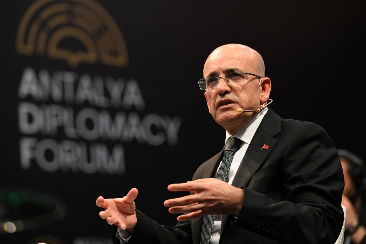 Şimşek: Korumacılık uzun vadeli büyümeye darbe vuracak