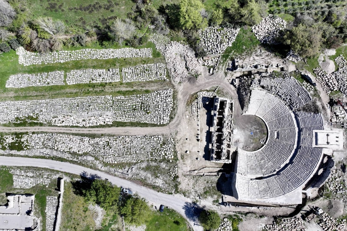 Tlos Tiyatrosu 8bin 500 kişilik görkemiyle yeniden doğuyor