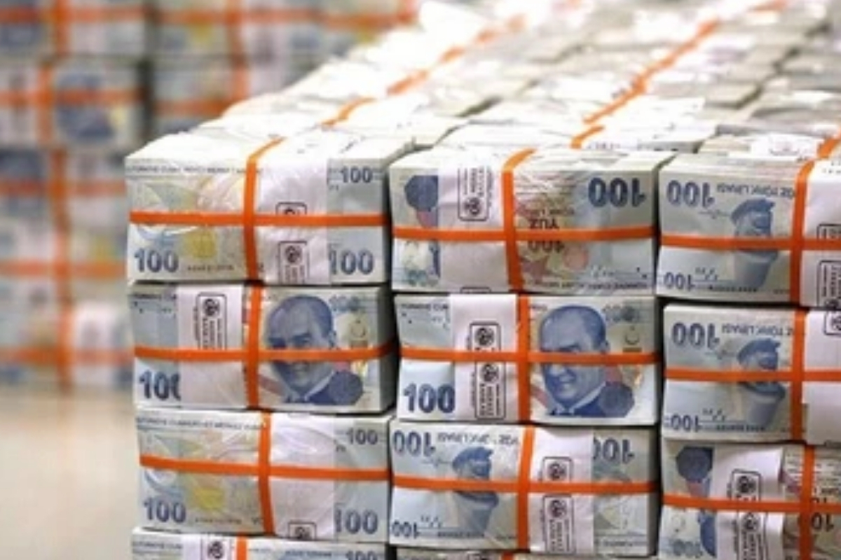 Türkiye'nin merkezi yönetim bütçe gelirleri, martta 766 milyar 261 milyon lira, giderleri 1 trilyon 27 milyar 727 milyon lira olarak hesaplandı