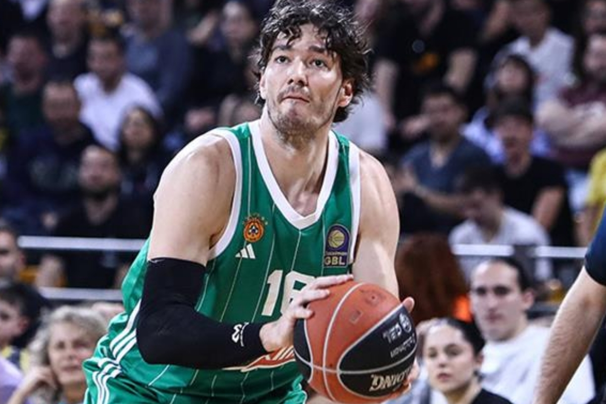 Yunanistan temsilcisi Panathinaikos, Cedi Osman ile sözleşmeyi 2027’ye kadar uzattı