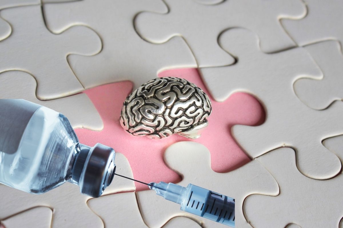 Bilim insanları Alzheimer’a karşı aşıda insan deneylerine yaklaştı