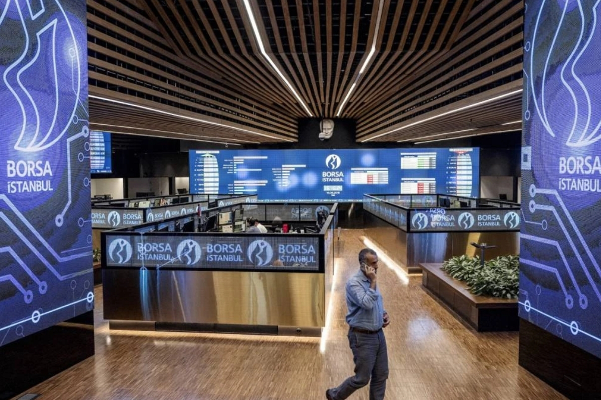 1,7 trilyon TL’lik erime, bankalarda yüzde 30’a varan düşüş, yabancı yatırımcı 1,5 milyar dolar çıkardı