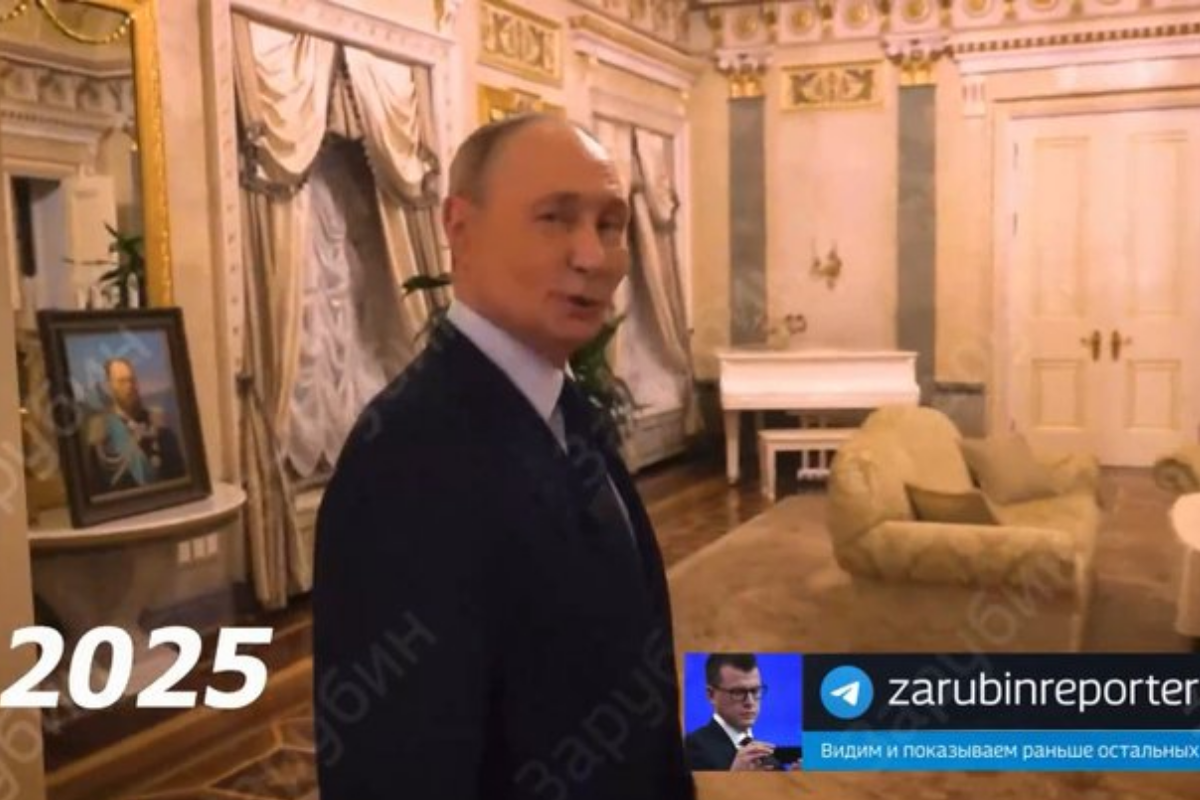 Putin Kremlin Sarayı'nda yaşadığı özel dairesini ilk kez gösterdi