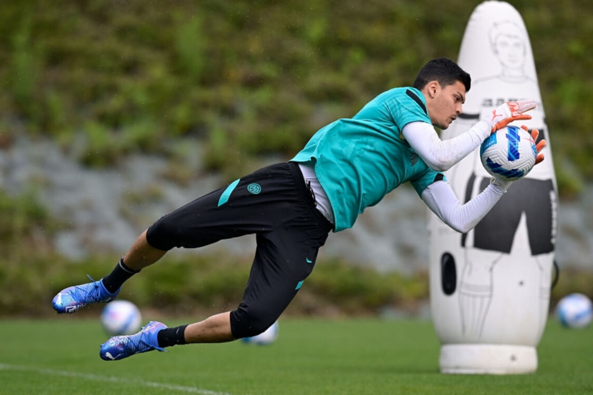 Galatasaray’da Muslera’nın yerine Brezilyalı kaleci Gabriel Brazao gündemde
