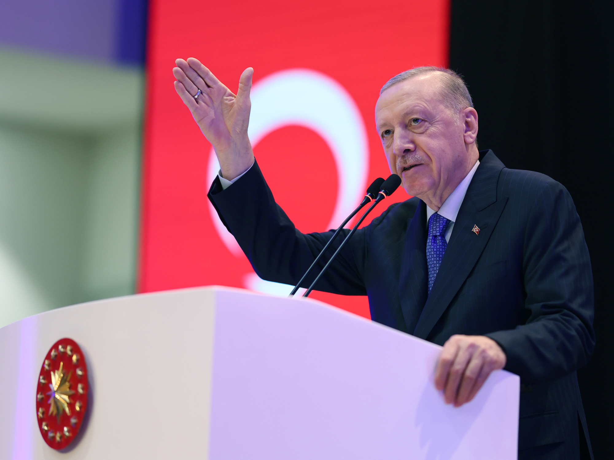 Cumhurbaşkanı Erdoğan'dan Sırrı Süreyya Önder için baş sağlığı mesajı
