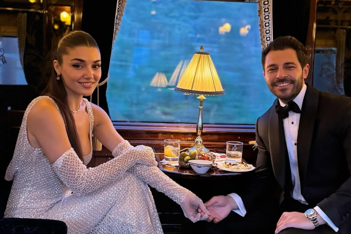 Hande Erçel ve Hakan Sabancı rüya tren seyahatinde