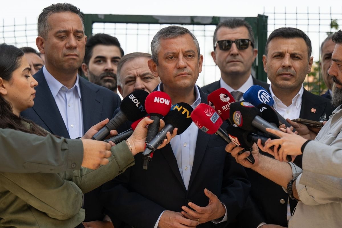 Özgür Özel'den yumruklu saldırıya ilişkin açıklama: Kutuplaşmanın, keskinleşmenin, kimseye bir faydası yok