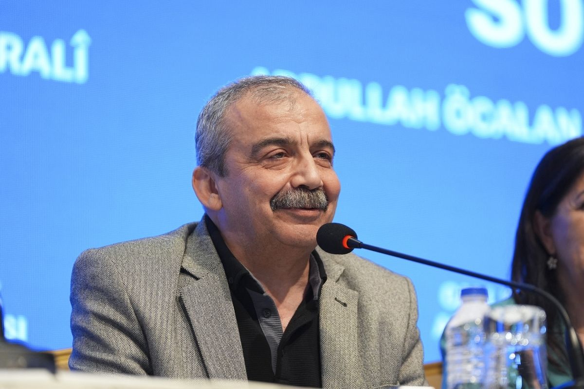 Sırrı Süreyya Önder'in cenazesi hastaneden alındı
