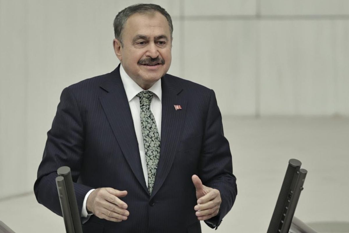 Eski bakan Veysel Eroğlu, Irak Özel Temsilciliği'ne atandı