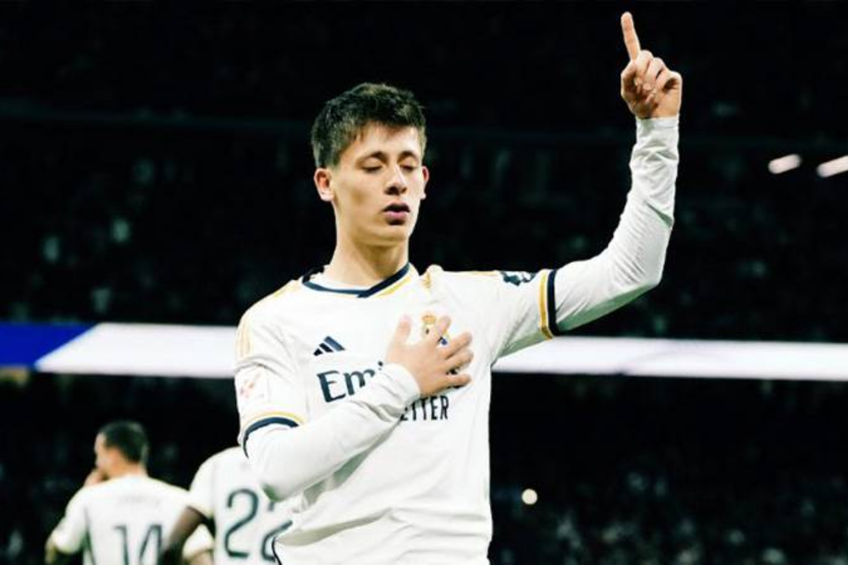 Real Madrid ile Barcelona arasında oynanacak El-Clasico öncesinde ilk 11'ler belli oldu: Arda Güler de ilk 11'de