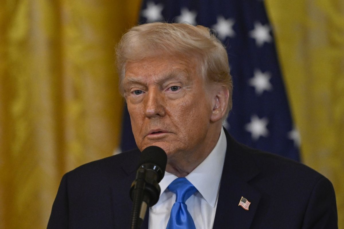 ABD Başkanı Donald Trump, Putin ile Zelenski arasında perşembe günü İstanbul'da yapılacak görüşmeye katılabileceğini açıkladı