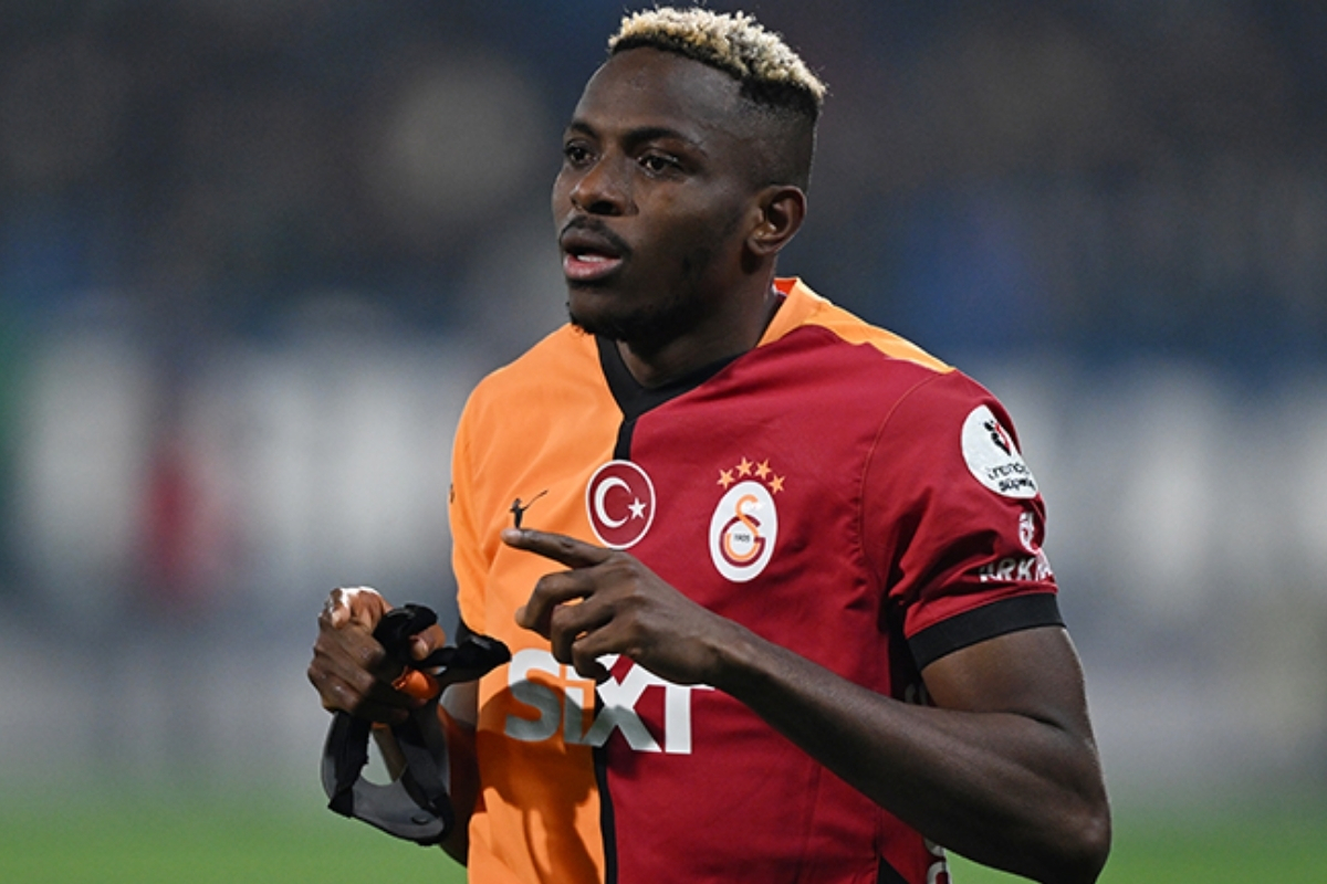 Süper Lig transfer piyasasında rekabet kızıştı: Fenerbahçe, Galatasaray’ın hedefindeki Osimhen için devreye girdi