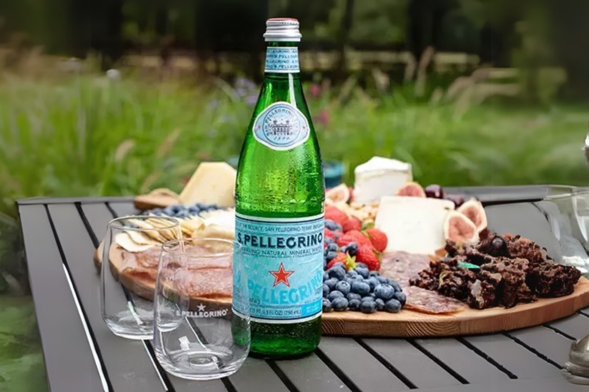 Nestle, Perrier ve San Pellegrino gibi markaları içeren küresel su işini 5 milyar euroya satışa çıkarttı