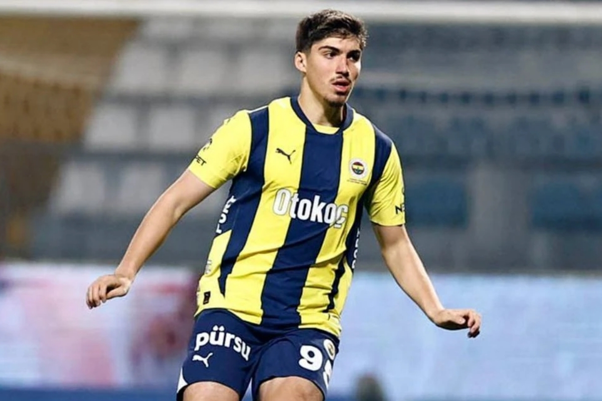 Fenerbahçe'nin genç yıldızı Yusuf Akçiçek'e Marsilya talip oldu: Teklif 15 milyon euro, Fenerbahçe 20 milyon euro istiyor