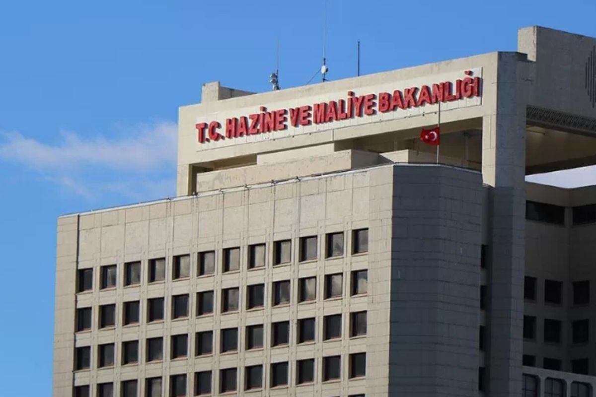 Özelleştirme ihalesinde 5 taşınmaza 774,5 milyon lira teklif
