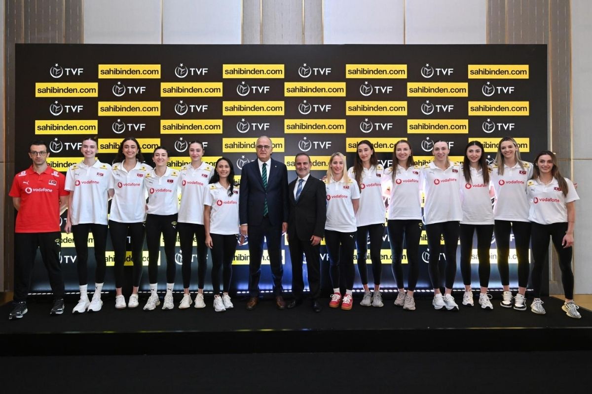 Sahibinden.com voleybol milli takımlar ana sponsorluğu için 3 yıllık anlaşma imzaladı