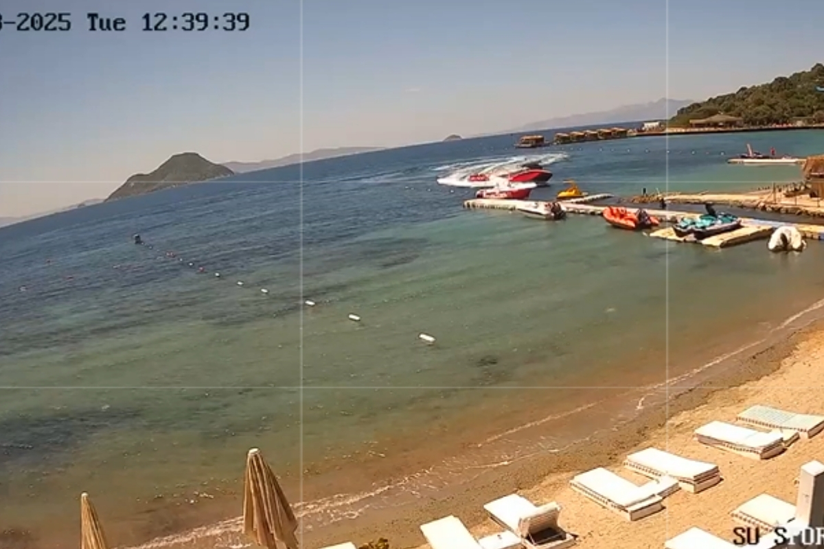 Bodrum'da, 1'i ağır 3 kişinin yaralandığı su sporları kazası güvenlik kamerasında