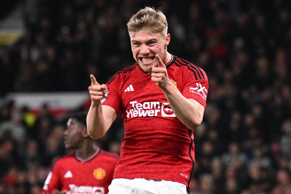Fenerbahçe, Manchester United’ın golcüsü Rasmus Hojlund için harekete geçti