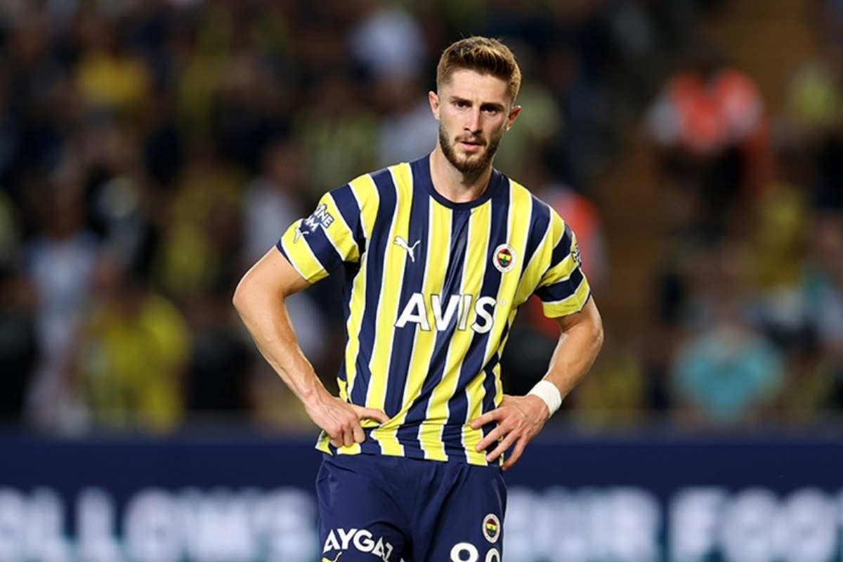 Fenerbahçe İsmail Yüksek'in sözleşmesini uzatmaya karar verdi