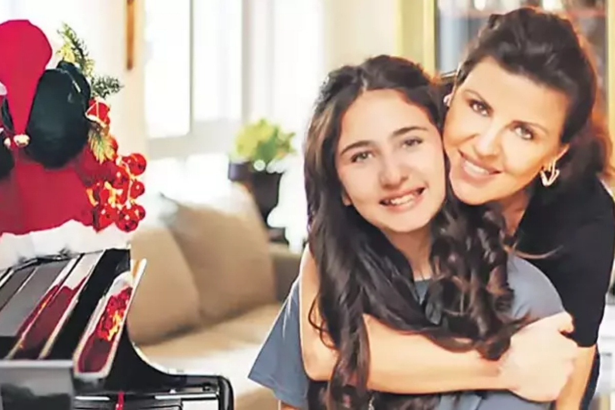 Efsun Yazıcı, kızı Lalin'in resitaliyle mest oldu