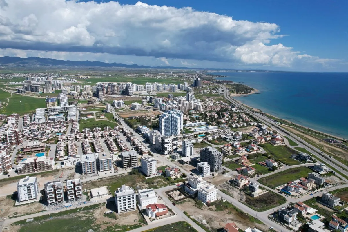 KKTC, Türkiye Cumhuriyeti vatandaşlarının konut alma hakkını artırdı
