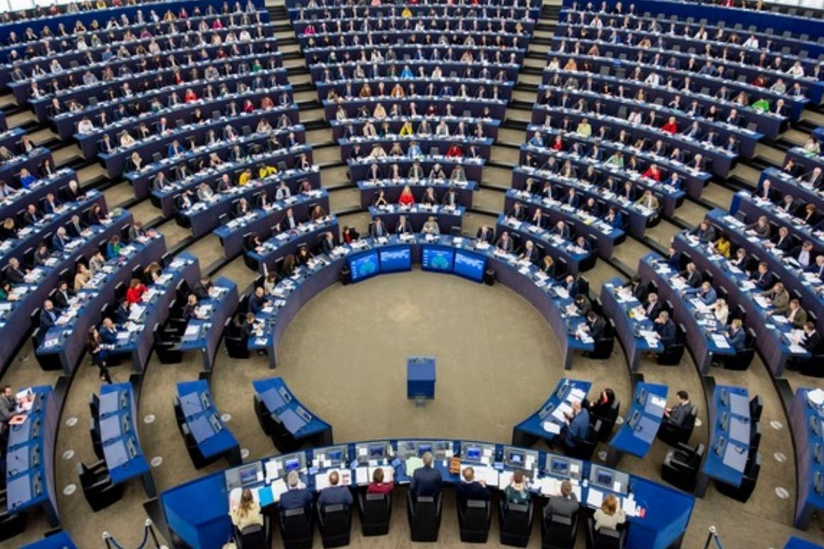 AP'yi karıştıran yolsuzluk soruşturması