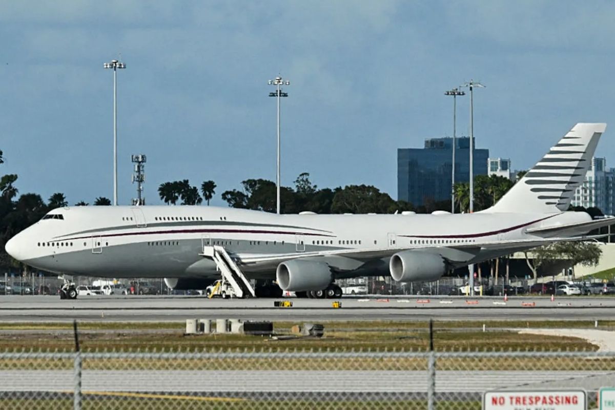 Katar’ın ABD Başkanı Trump’a hediye ettiği Boeing 747-8 uçağın içinden fotoğraflar ilk kez ortaya çıktı