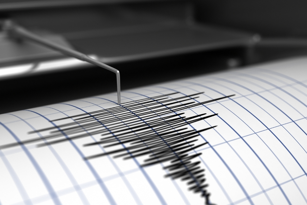 Ege'de 6 büyüklüğünde deprem meydana geldi