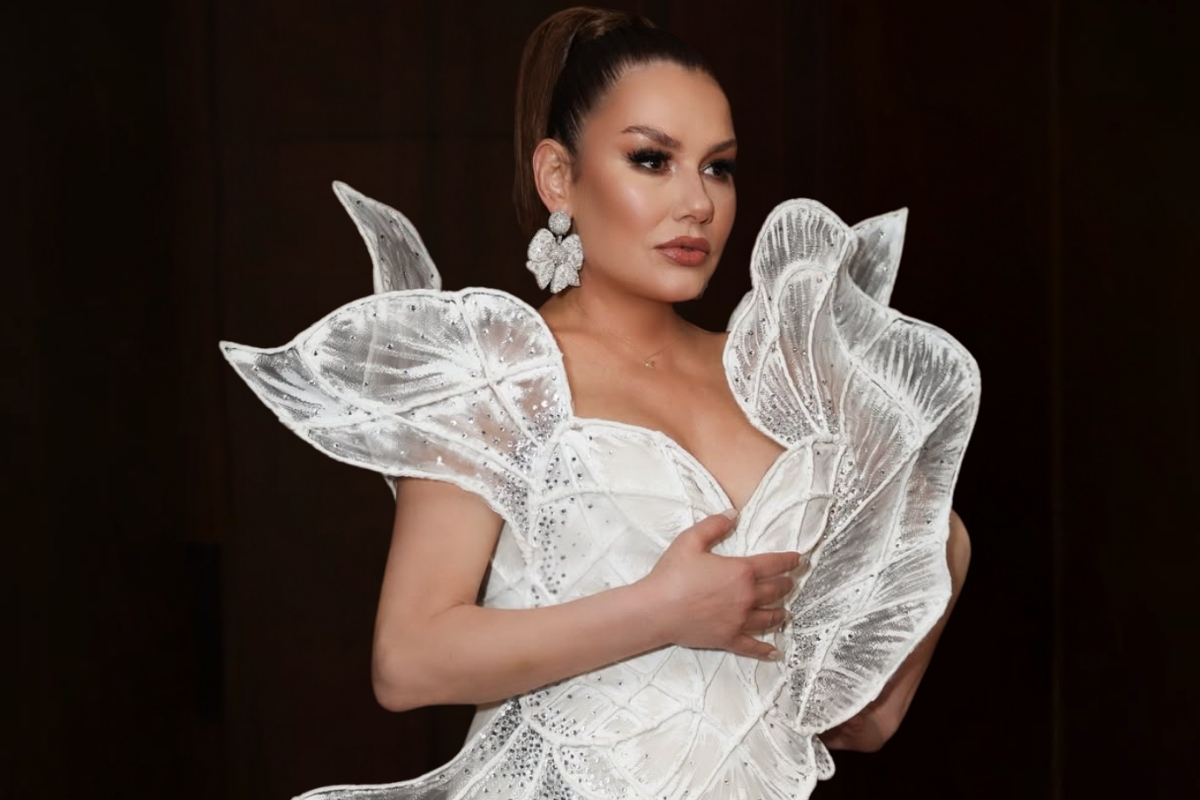 Deniz Seki'den paparazzilere mesaj: Fıstık gibiyim, bekleyin
