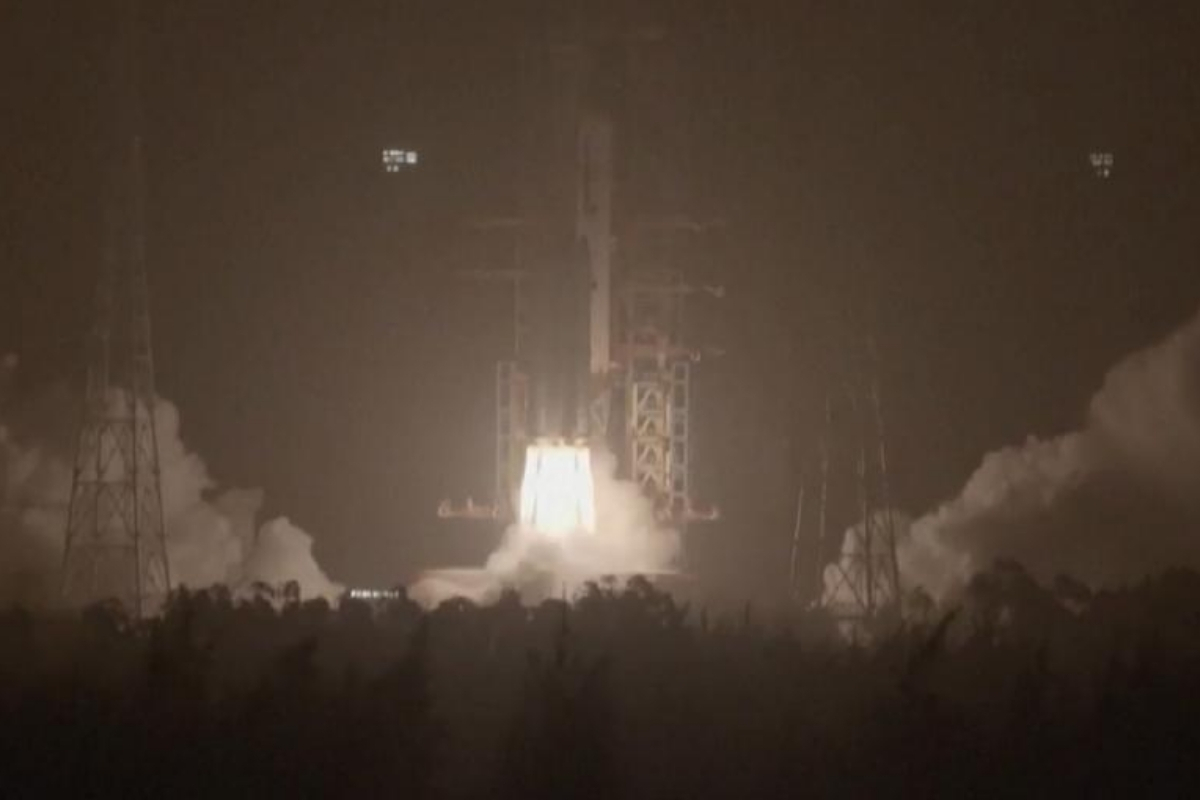 Çin, asteroid keşif aracı Tienvın-2'yi uzaya gönderdi