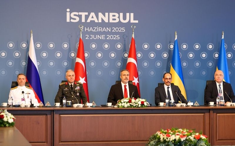 Türkiye-Rusya-Ukrayna Üçlü Toplantısı 'olumsuz sonuçlanmadı'